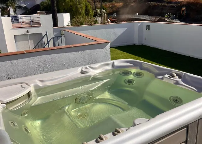 Puerto Banus Jacuzzi Close To Breath And Arena * Marbella