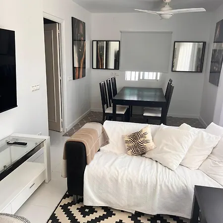 Great Location House With Parking Close To Puerto Banus W Jacuzzi Apartment Marbella