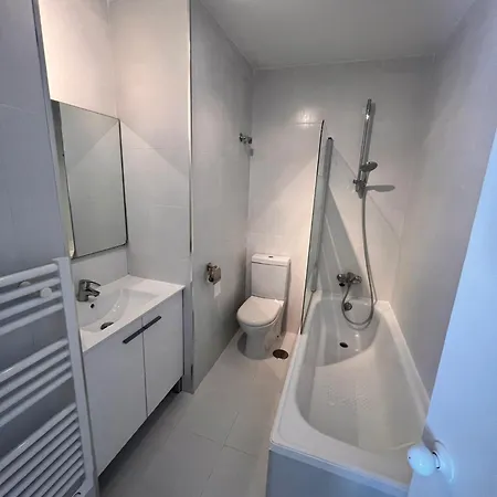 Great Location House With Parking Close To Puerto Banus W Jacuzzi Apartment